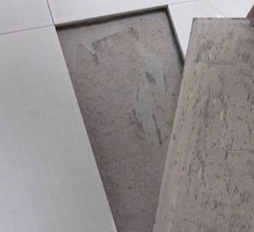 巴林右瓷砖空鼓维修公司分享瓷砖铺贴时如果打浆（即涂抹在瓷砖背面和基层上的砂浆或瓷砖胶）过少，会带来以下问题